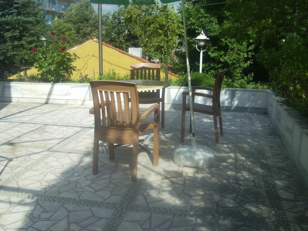 Family Hotel George Svilengrad Buitenkant foto