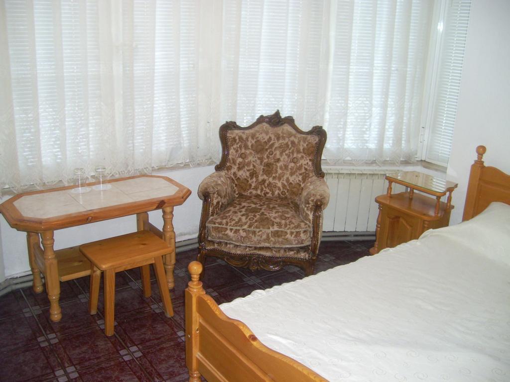 Family Hotel George Svilengrad Kamer foto