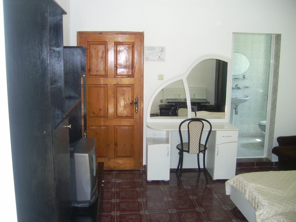Family Hotel George Svilengrad Kamer foto